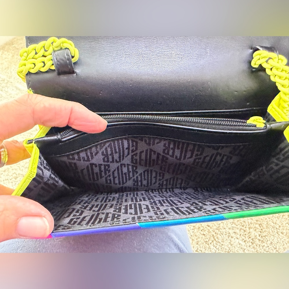 Kurt Geiger Women's Neon Striped Crossbody Bag Yellow Chain - Picture 9 of 10